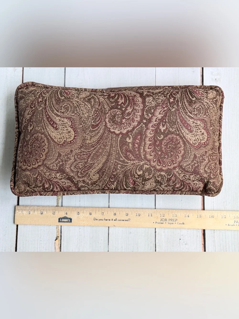 Decorative Paisley Lumbar Pillow Pair